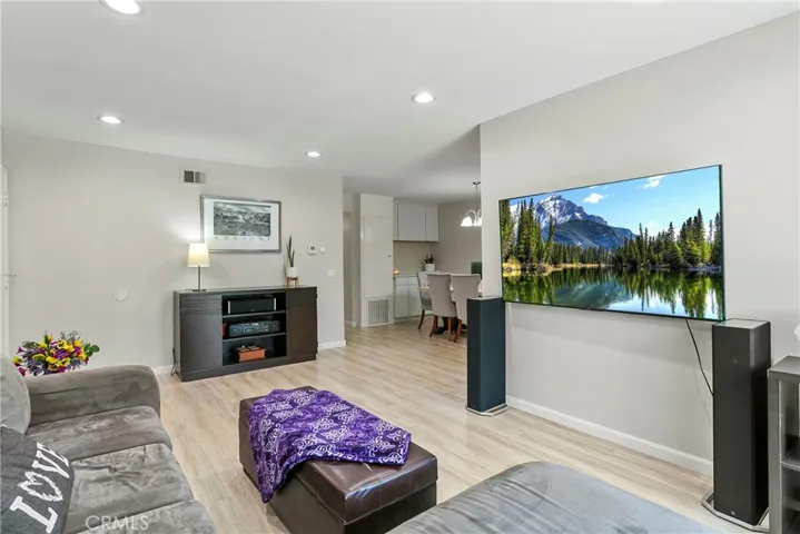 4783 Larwin Avenue, Cypress, California 90630