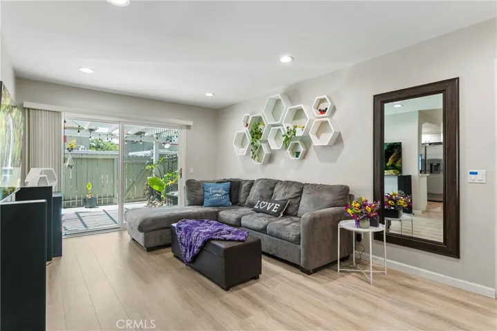 4783 Larwin Avenue, Cypress, California 90630