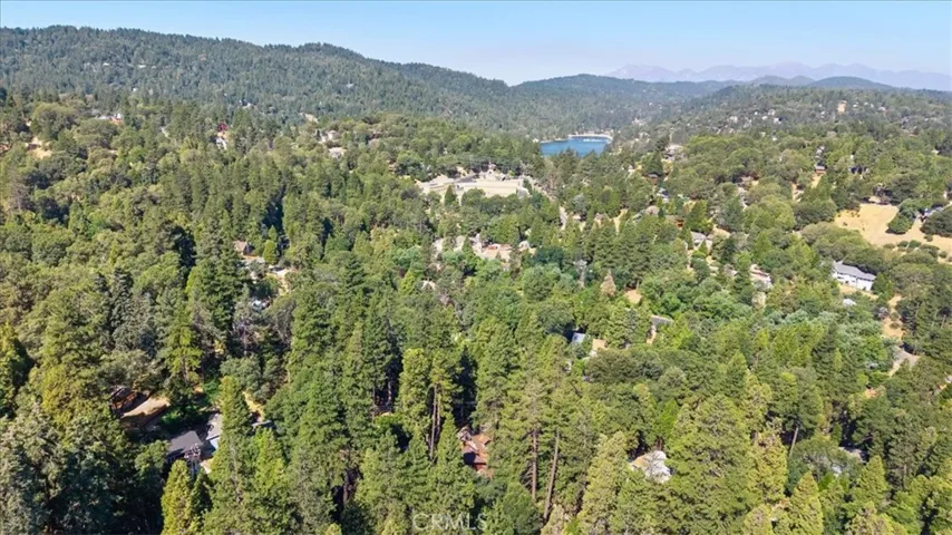 25086 Boa Drive, Crestline, California 92325