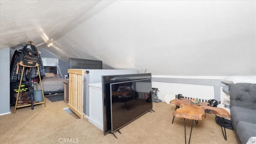 25086 Boa Drive, Crestline, California 92325