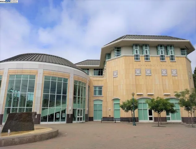 Hayward City Hall