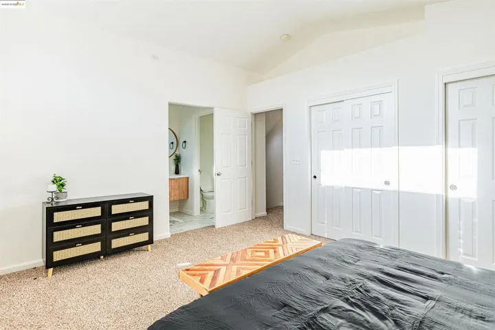 5425 Spur St, Riverbank, California 95367-9440