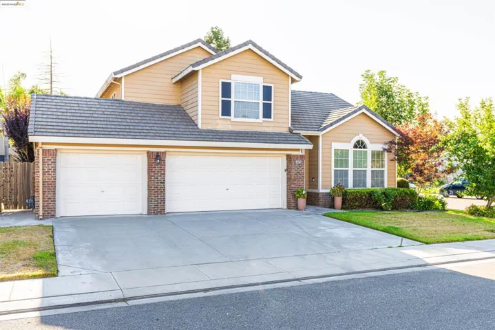 5425 Spur St, Riverbank, California 95367-9440