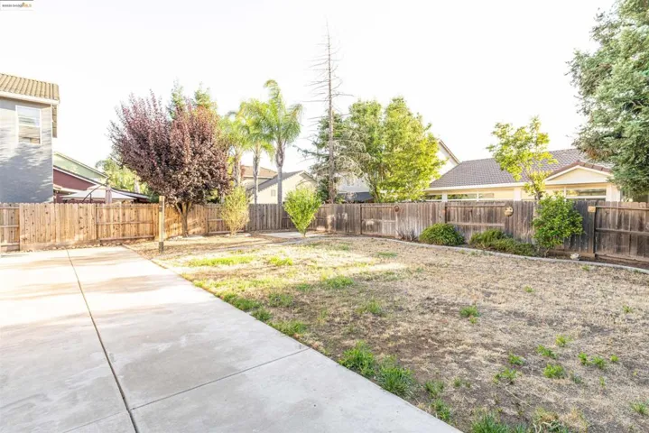 5425 Spur St, Riverbank, California 95367-9440