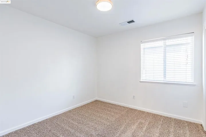 5425 Spur St, Riverbank, California 95367-9440