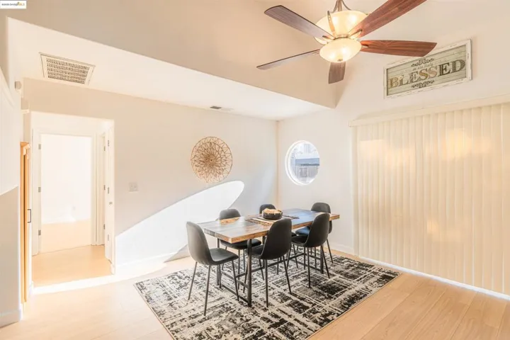 5425 Spur St, Riverbank, California 95367-9440