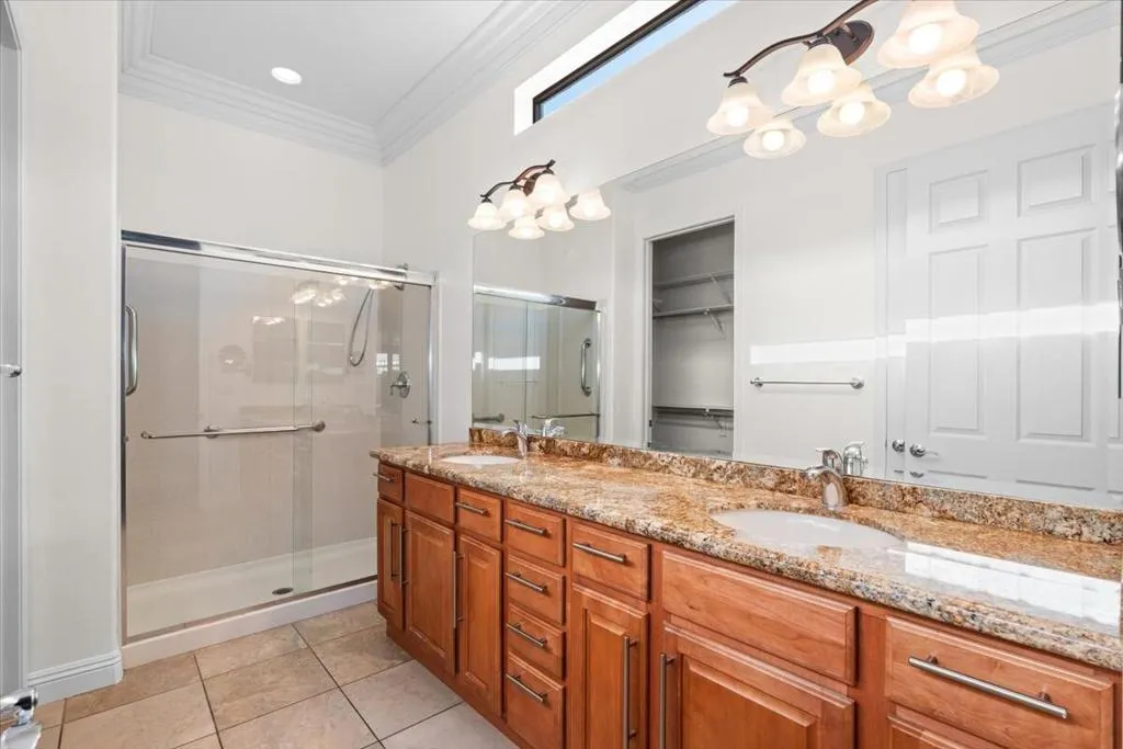 80555 Avenida San Fernando, Indio, California 92203 home-pic-14