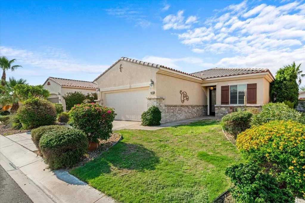 80555 Avenida San Fernando, Indio, California 92203 home-pic-1