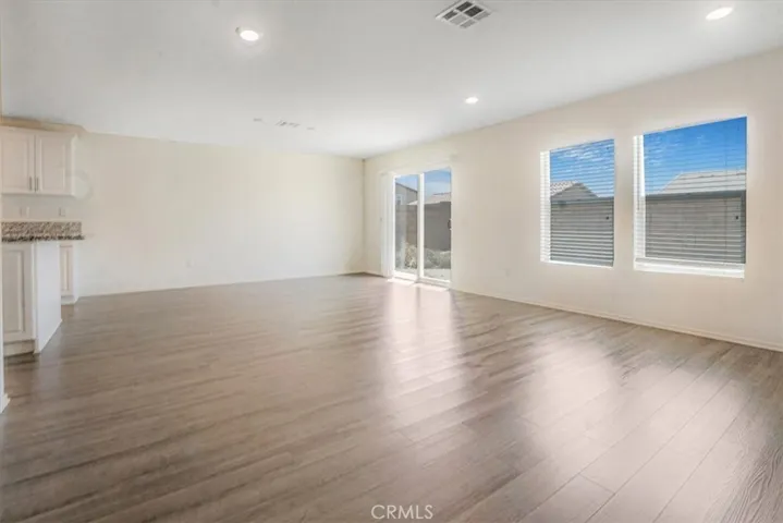 12956 9th Avenue, Victorville, California 92395
