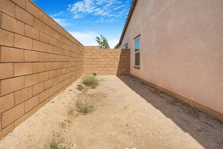 12956 9th Avenue, Victorville, California 92395