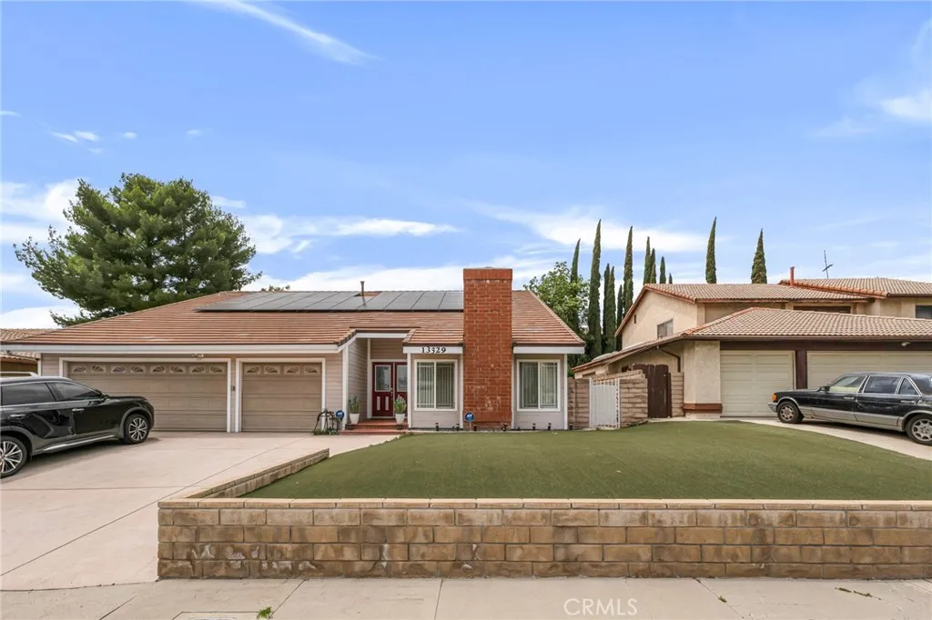13329 Mission Tierra Way, Granada Hills, California 91344, 4 Bedrooms Bedrooms, ,3 BathroomsBathrooms,Residential,For Sale,Mission Tierra,SR25149645
