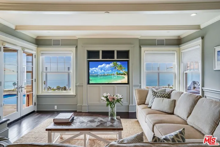 Family room off the pool and k