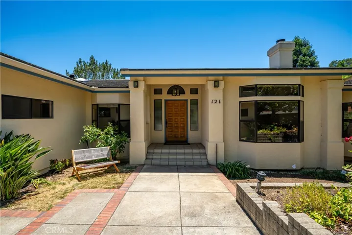 121 Twin Ridge Drive, San Luis Obispo, California 93405