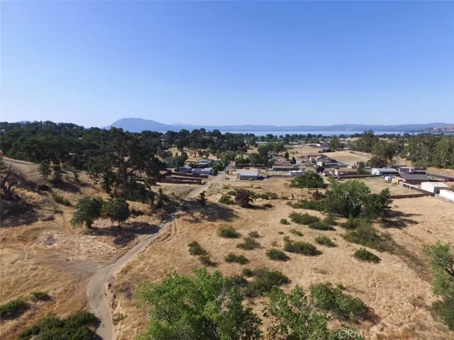 7532 Lake Street, Nice, California 95464