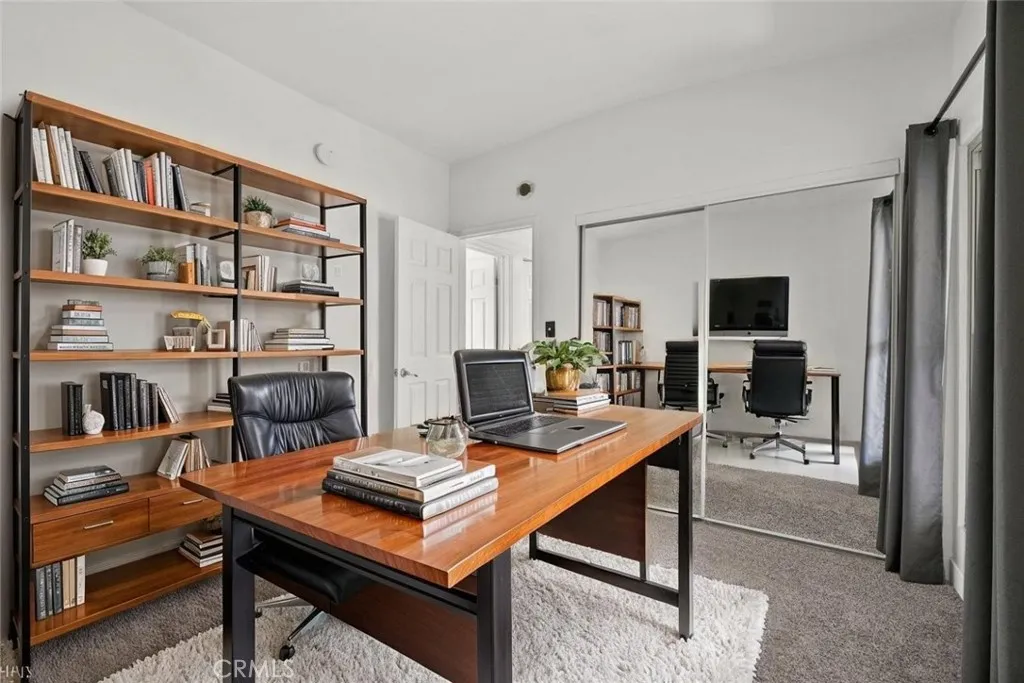 8710 Belford Avenue 215b, Los Angeles, California 90045 home-pic-23