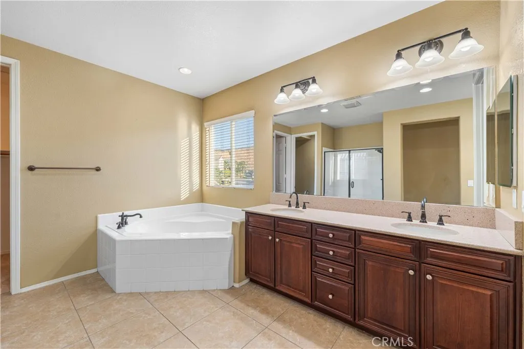 37351 Paintbrush Drive, Palmdale, California 93551 home-pic-42
