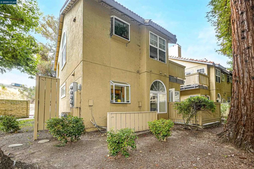 1407 Forest Run, Hercules, California 94547 home-pic-29