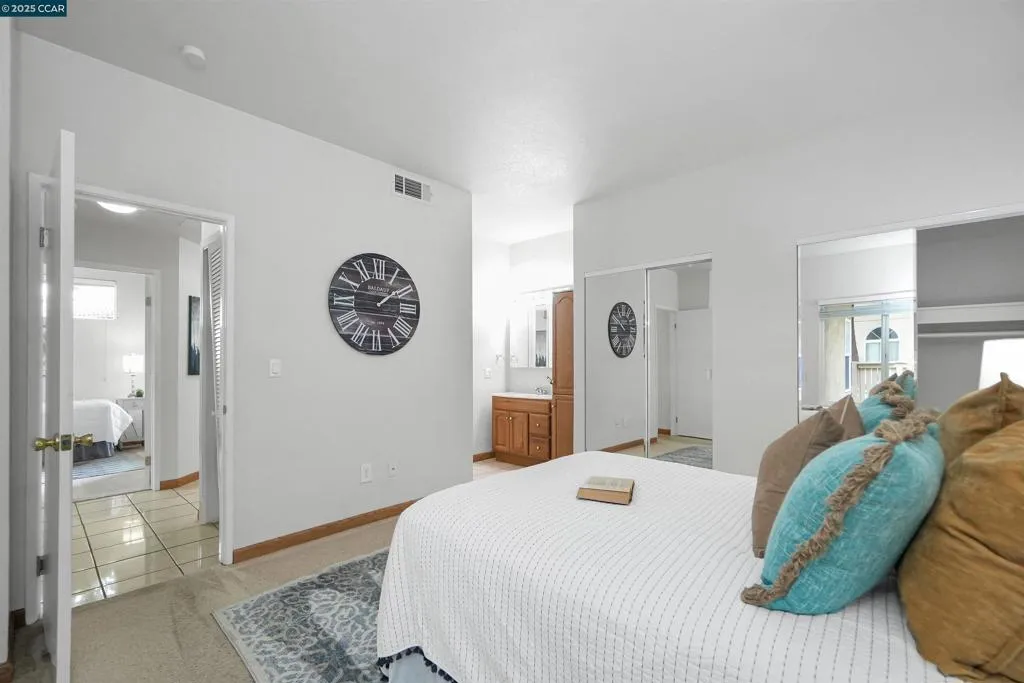 1407 Forest Run, Hercules, California 94547 home-pic-21