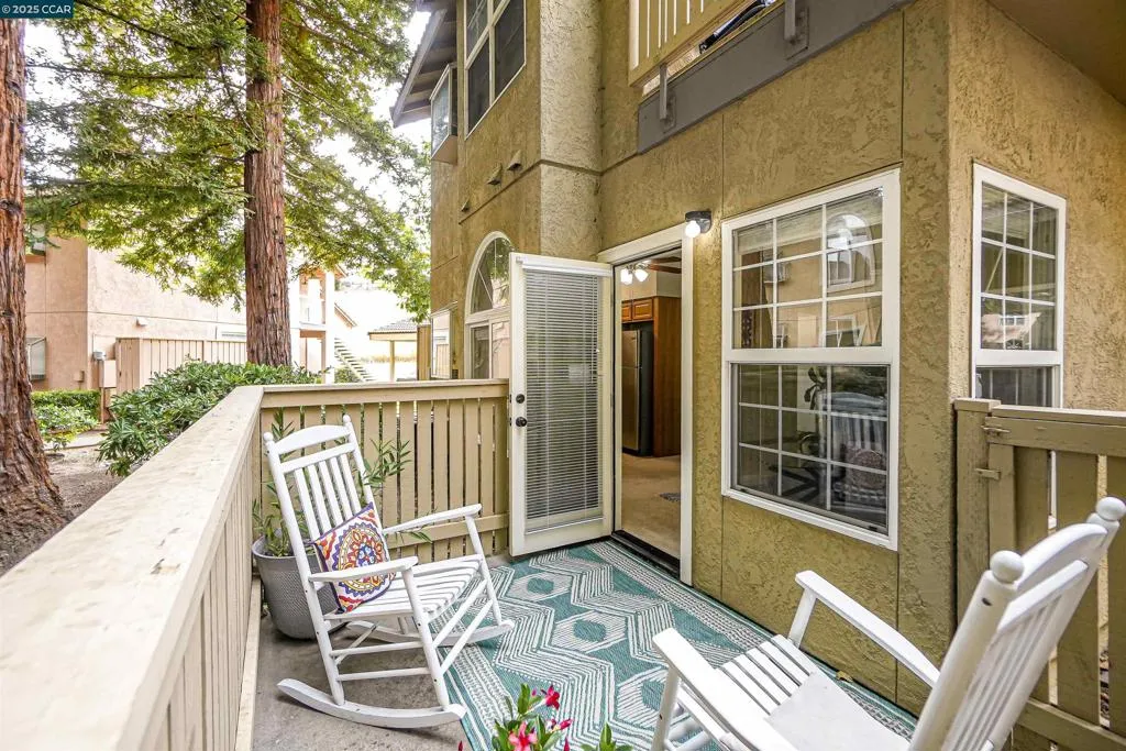 1407 Forest Run, Hercules, California 94547 home-pic-26