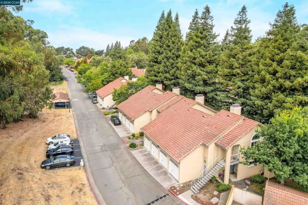 1407 Forest Run, Hercules, California 94547 home-pic-33