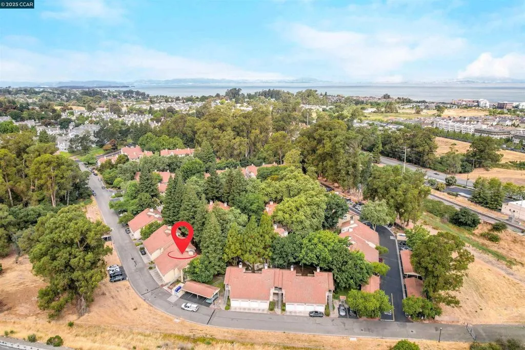 1407 Forest Run, Hercules, California 94547 home-pic-31