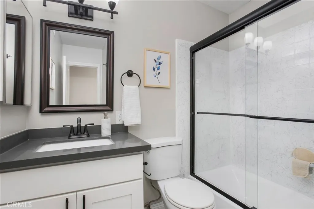 1029 W Sycamore Avenue, Orange, California 92868 home-pic-16