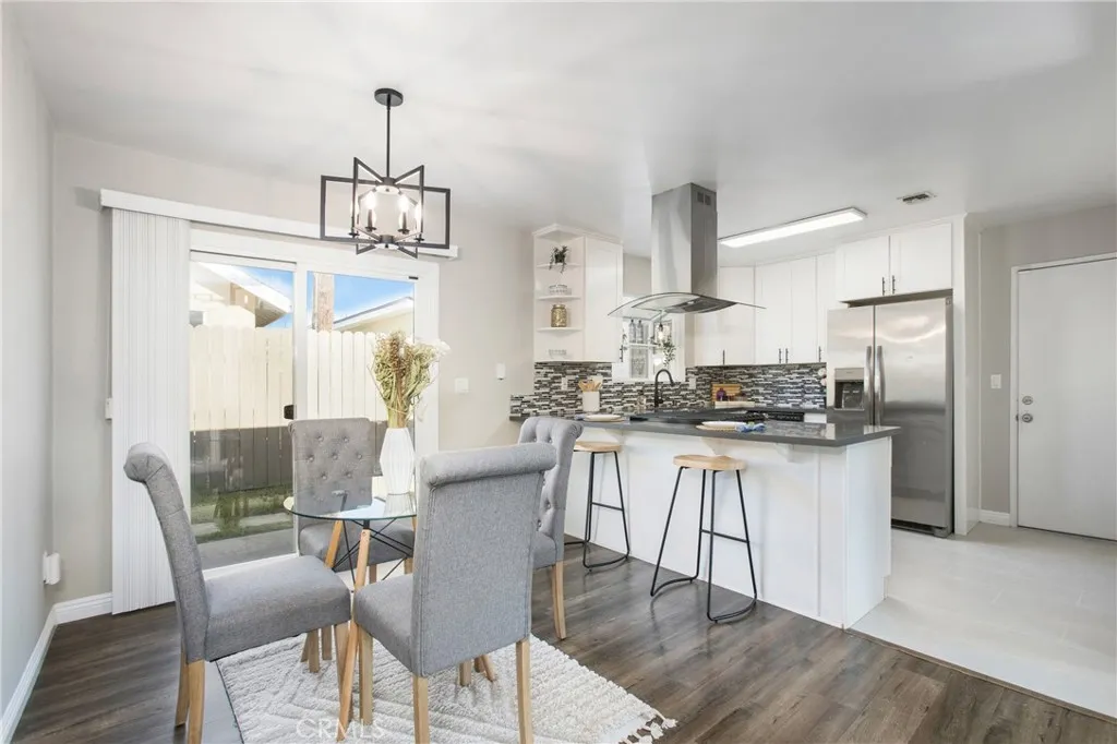 1029 W Sycamore Avenue, Orange, California 92868 home-pic-8