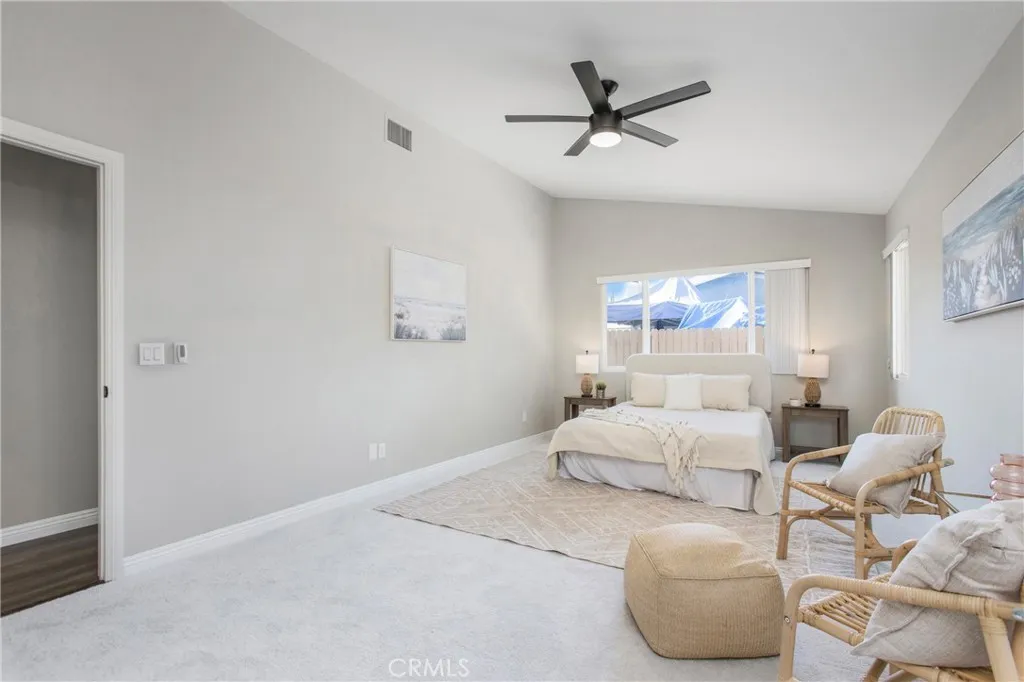1029 W Sycamore Avenue, Orange, California 92868 home-pic-12