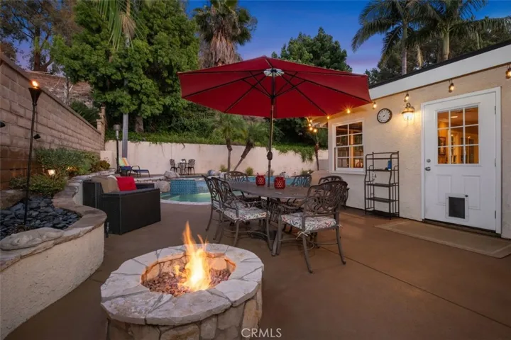 25572 Orchard Rim Ln, Lake Forest, California 92630