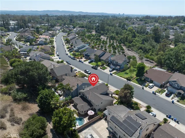 25572 Orchard Rim Ln, Lake Forest, California 92630