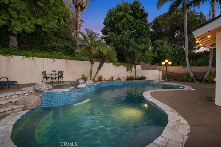25572 Orchard Rim Ln, Lake Forest, California 92630