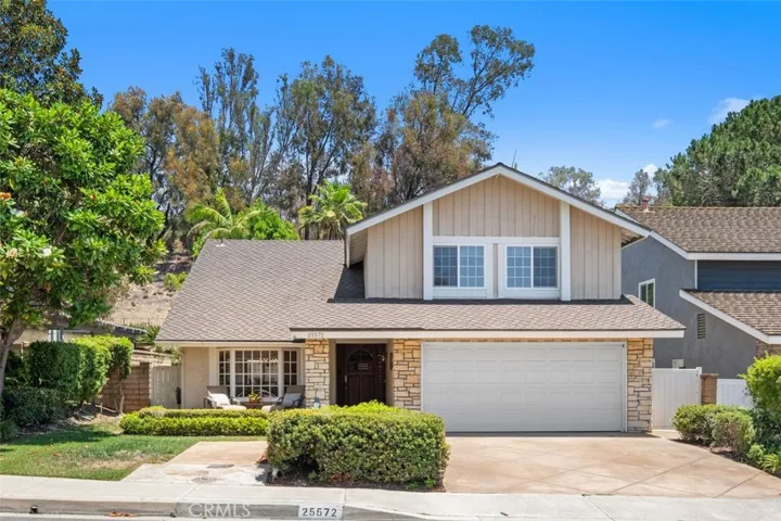 25572 Orchard Rim Ln, Lake Forest, California 92630