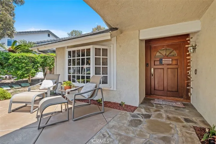 25572 Orchard Rim Ln, Lake Forest, California 92630