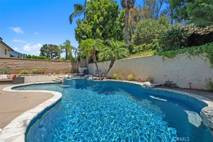 25572 Orchard Rim Ln, Lake Forest, California 92630