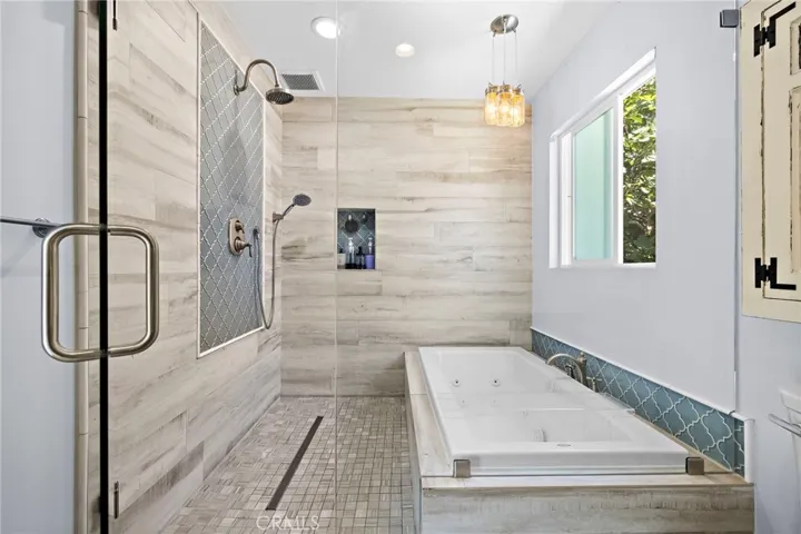 Main Bathroom w/built in custom closet
