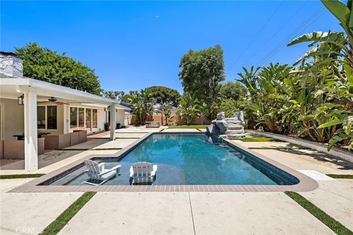 18092 Blue Ridge Drive, North Tustin, California 92705