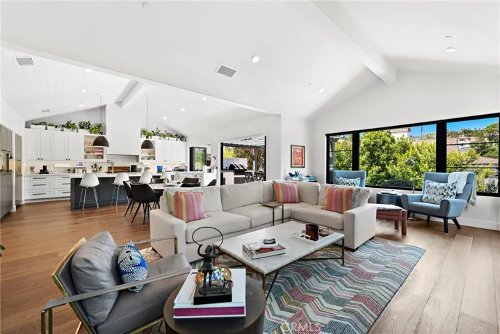 1494 Catalina, Laguna Beach, California 92651