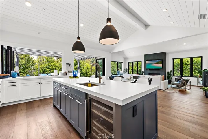1494 Catalina, Laguna Beach, California 92651