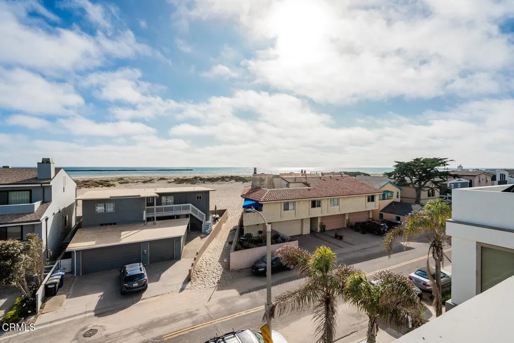 3300 Ocean Drive, Oxnard, California 93035 home-pic-37