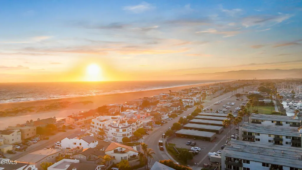 3300 Ocean Drive, Oxnard, California 93035 home-pic-49