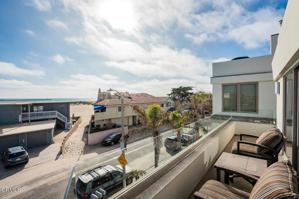 3300 Ocean Drive, Oxnard, California 93035 home-pic-34