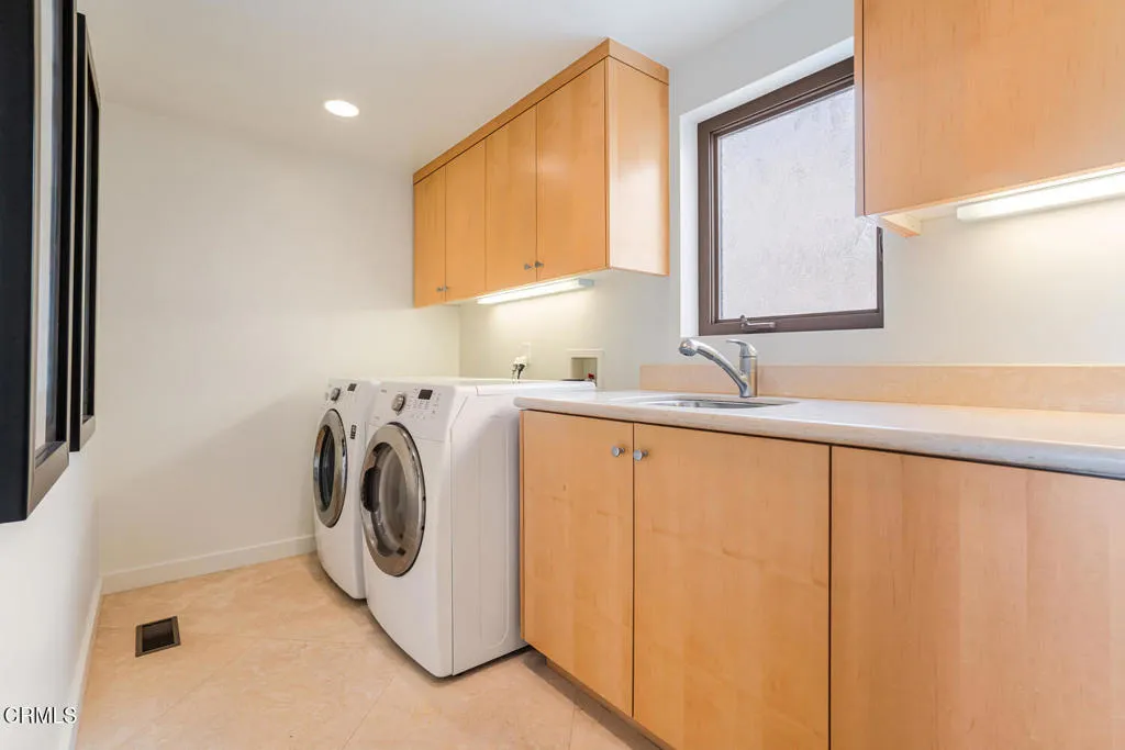 3300 Ocean Drive, Oxnard, California 93035 home-pic-19