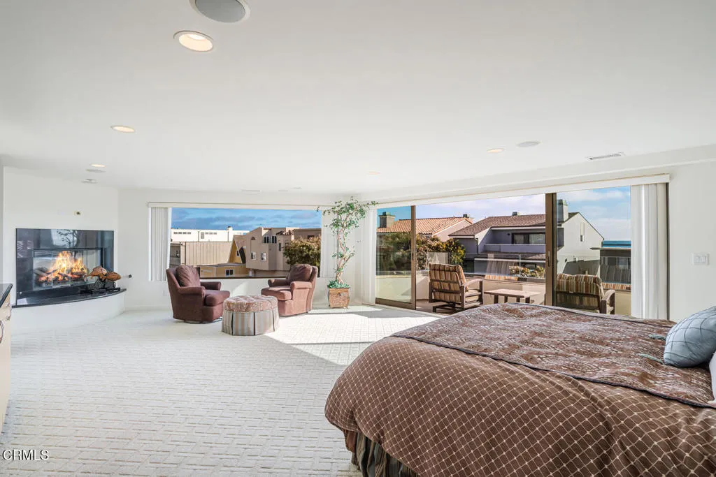 3300 Ocean Drive, Oxnard, California 93035 home-pic-28