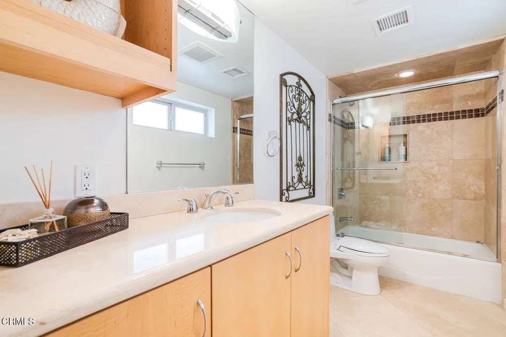 3300 Ocean Drive, Oxnard, California 93035 home-pic-23