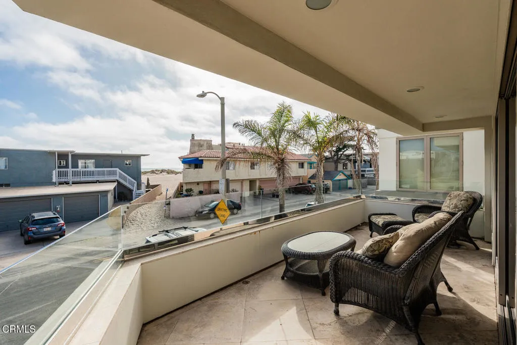 3300 Ocean Drive, Oxnard, California 93035 home-pic-42