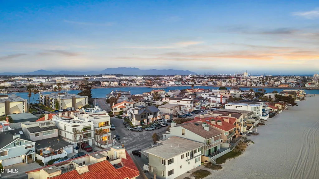 3300 Ocean Drive, Oxnard, California 93035 home-pic-48