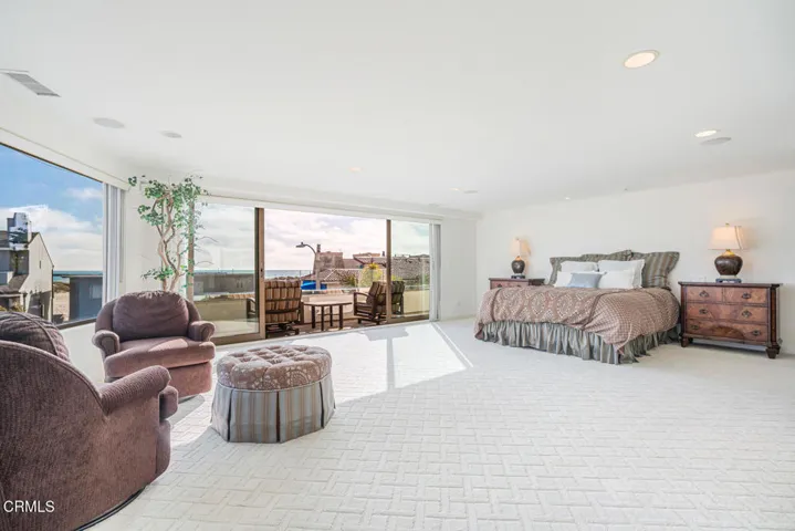 3300 Ocean Dr Oxnard CA 93035-large-037-
