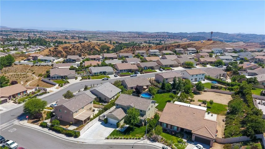 102 Mesa Court, Calimesa, California 92320