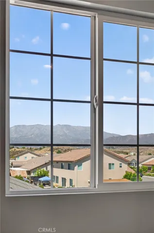 102 Mesa Court, Calimesa, California 92320