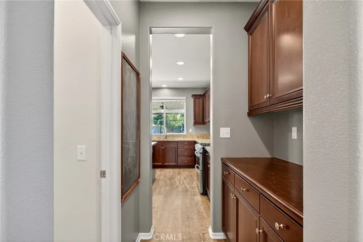 102 Mesa Court, Calimesa, California 92320